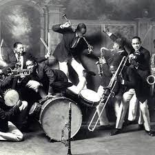 In most jazz performances, players play solos which they make up on the spot, which requires considerable skill. The History Of Jazz Long Version 136 Songs Free And Music Playlist 8tracks Radio