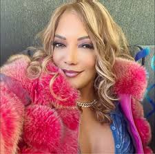 This is my starting cast for The Secret Life of Mr. Oliver. I will need a  few more people down the road. I need three 12-14-year-old boys, Caucasian  or black. I need