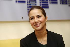 Pernikahan digelar jumat (19/3/2021) di masjid at taqwa, taman tun dr ismail, kuala lumpur, malaysida. Netizens React To Neelofa S Apology For Selecting Zouk As Hijab Launch Venue