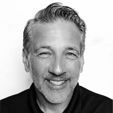 Leo Valentino Mendez