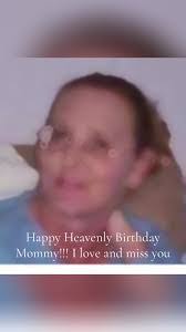 Kerri Marlow's Instagram, Twitter & Facebook