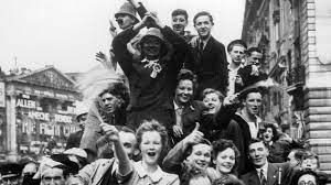 En france, cette date est un jour férié. 75 Jahre Weltkriegsende Keine Feiern Zum Grossen Tag Der Briten Zdfheute