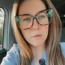 Hiya, I am looking for pet insurance for a cat where the insurance pays the  vet directly if you have to claim? Thank you.Xx