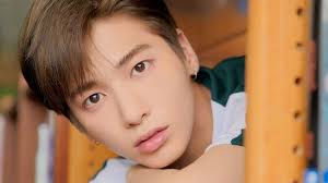 08.03.2021 [txt members taehyun #txtmessage it's still a little cold out, so make sure you keep wearing warm. Taehyun Of Txt Helps Moa With Her Homework Somag News