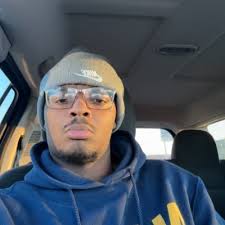 Conrad Morris (@conniebucket17)