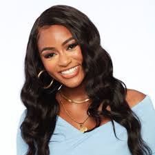 Madeline Burroughs's Instagram, Twitter & Facebook