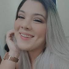 Daniela Real (@DaniiiReal)