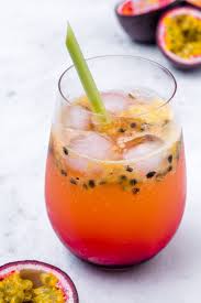 Gin Tonic Mit Passionsfrucht Und Hibiskus Sirup Rezept Mit Bildern Passionsfrucht Gin Und Tonic