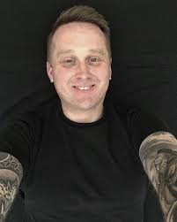 Taking A 5 Minute Reset On The Couch Before My Day Of Massage Begins Themassagerebel Massageglasgow In 2020 Take That Massage Glasgow