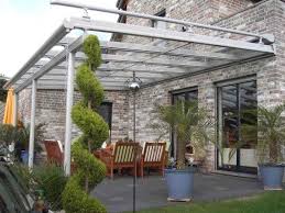 Auvent De Terrasse En Aluminium Pour Votre Espace Exterieur En 2020 Auvent Terrasse Auvent De Patio Auvent