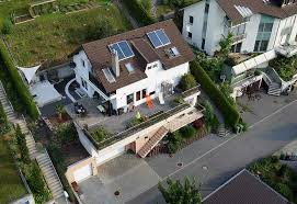 Sie fragen sich gerade, wie sie eine luftaufnahme von ihrem haus erhalten können? Luftaufnahmen Von Immobilien Fotos Videos Per Drohne Luftbilder Mit Drohne