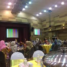 So dinasihatkan untuk cepat2 buat booking untuk mengelakkan pertukaran tarikh bagi majlis anda ye. Photos At Dewan Tan Sri Mahfoz Khalid Kementerian Kerja Raya Government Building In Kuala Lumpur