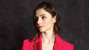 What 'Jojo Rabbit' Star Thomasin McKenzie Learned From Taika Waititi