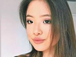 Jacky Cheung's Oldest Daughter Zoe Has Grown Up To Be A Stunner