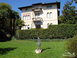See more of botanischer garten und botanisches museum berlin on facebook. Botanischer Garten Andre Heller Gardone Riviera Giardino Botanico A Hruska Gardasee Domizil De
