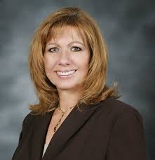 Linda Florence's Instagram, Twitter & Facebook