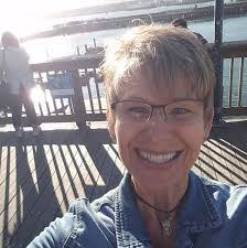 Michelle Whitcomb's Instagram, Twitter & Facebook