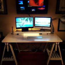 Ikea Desk Hack Finnvard Trestles And Linnmon Table Top To Make The Desk Ribba Picture Frames And Lack Wall Shelf For Monitor Stand Add Casas Ideias Treiler