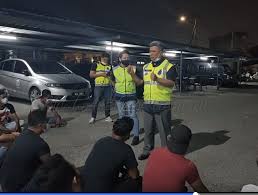 Check spelling or type a new query. Polis Tahan Lima Remaja Sita 30 Kenderaan Disyaki Terbabit Lumba Haram
