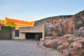 Die arbeit der architekten zeichnet sich durch ihre design und entwurfskompetenz und die präszision in der umsetzung aus. Temppeliaukio Kirche Skr Reisen
