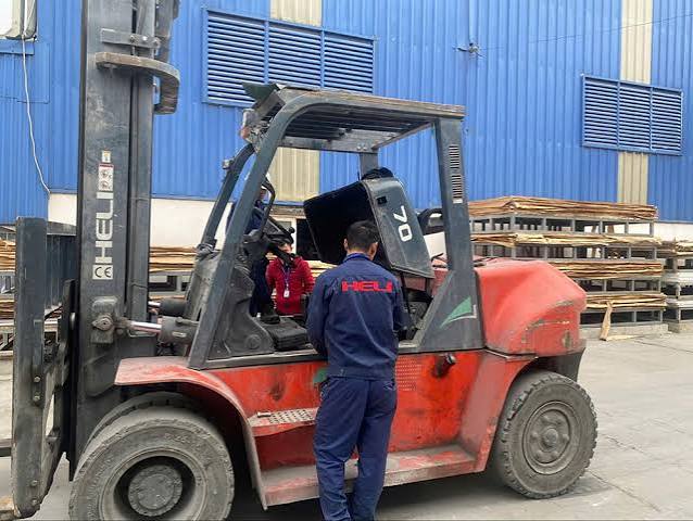 Kiểm tra xe nâng trước khi vận hành