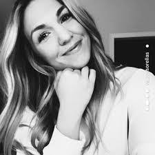 Tonia Stanton's Instagram, Twitter & Facebook