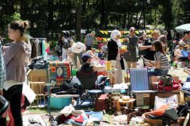 Choisissez votre lieu, votre date et. Montpellier S Most Notable Flea Markets And Thrift Stores