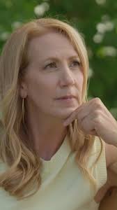 𝗘𝘅𝘁𝗿𝗮𝗶𝘁 𝗲𝘅𝗰𝗹𝘂𝘀𝗶𝗳 🎬 Jacob s'intéresse à l'histoire de Caroline  Levasseur, une mère qui s'est vu retirer la garde de sa fille par la DPJ.  📌 Les révoltés