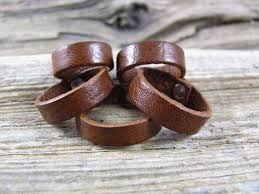 Mens And Womens Brown Leather Ring Band Leather By Lillianschmoo 10 00 Anel Couro Aneis Acessorios
