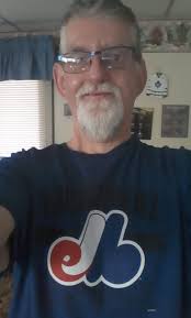 Buying sports cards in Canada