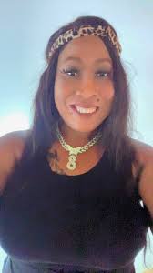 When a Aries ♈️ just feeling out the room of people