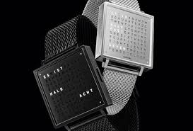 Qlocktwo W Uhr Entschleunigendes Prinzip Coolsten