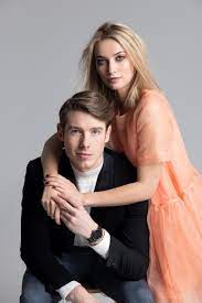Je kan deze hier downloaden. Tinne Oltmans En Vriend Juan Gerlo Over Leven En Werkloos Zi Het Nieuwsblad Mobile