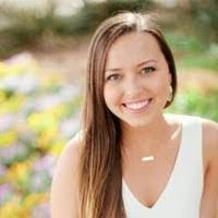 Elyse Hill's Instagram, Twitter & Facebook