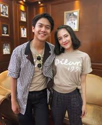 Di film ini, ia berperan sebagai aryo dengan lawan main yoriko angeline. Ulang Tahun Ke 16 Intip Perjalanan Karier Zara Jkt48 Kumparan Com