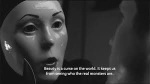 Admitting episodio besides GIF