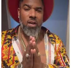 Portable TV Stand with Wheels for Indoor and Outdoor Use