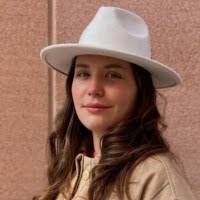 400+ "Dária" profiles