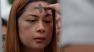 Kenapa Harus Pakai Abu di Rabu Abu Umat Katolik?