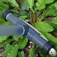 If the weeds you are facing are lawn weeds, carefully apply the vinegar directly to the unwanted weeds themselves. Weed Wiper Manual Weeder For Precise Weed Application Buy Now