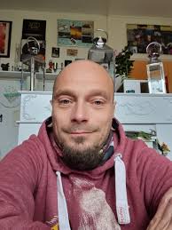 Droge als Schmerzmittel bringt Eisleber in Konflikt mit Amt