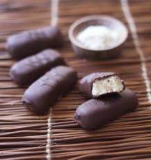 Barre Chocolatee A La Noix De Coco Facon Bounty Maison Recette Recettes De Cuisine Recette Recette Noix De Coco