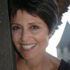 Juliette Hall (@Livenletscoach)