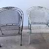 How to spray paint metal chairs in a few steps! 1