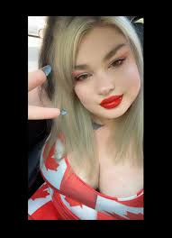 🇨🇦🍁🦫 Happy Canada Day! Wearing my flag dress like it's a polite  handshake and a promise to share my Alpine beer, a collection of apologetic  nods, and a lifetime supply of “eh”s.