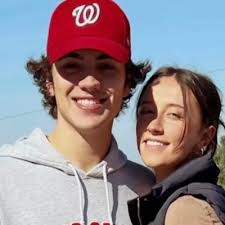 Gracie Lynn Homan (@Grai__)