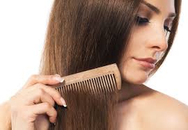 Die haare dünnen mit beginn der wechseljahre vor allem im. Haarausfall Bei Frauen Diese Therapien Konnen Helfen Frisuren Dunnes Haar Haarausfall Frauen Zopf Lange Haare