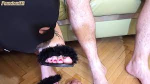Cuckold feet humiliation
