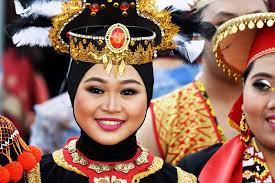 Free jabatan tari sekolah seni malaysia sarawak rejang be uh mp3. Sekolah Seni Malaysia Sarawak Rainforest World Music Festival