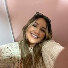 Jackie Mora (@jackiemora21)